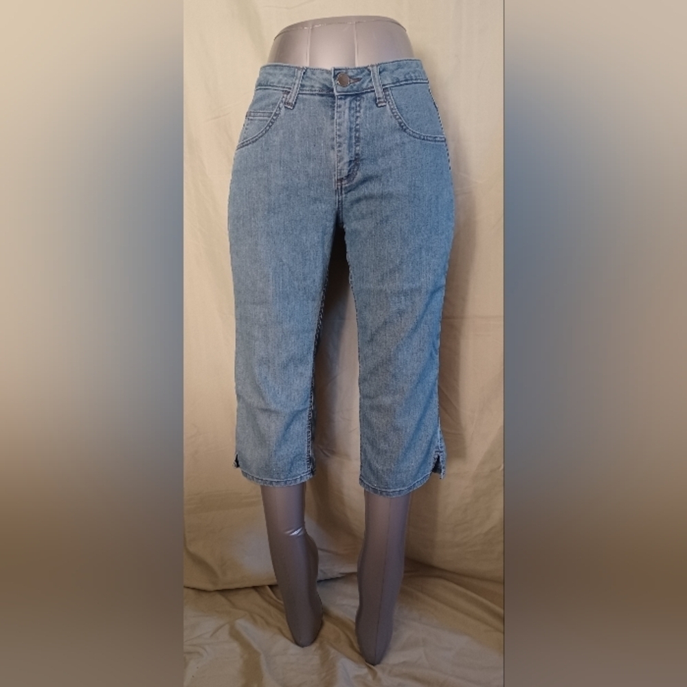 Riders by Lee Light Blue Cropped Capri Denim Jeans